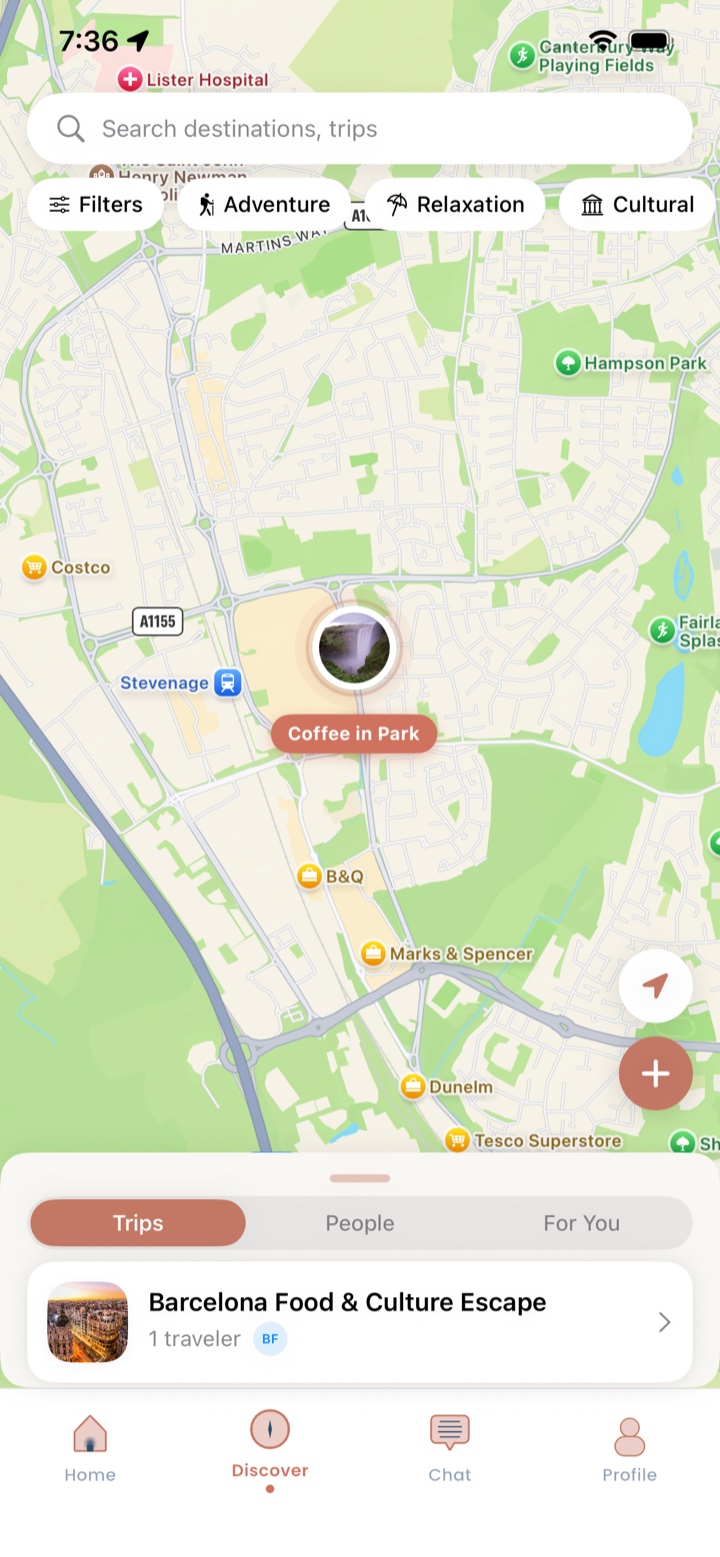 Wanderio Discover screen with map, trip filters, and nearby trip cards